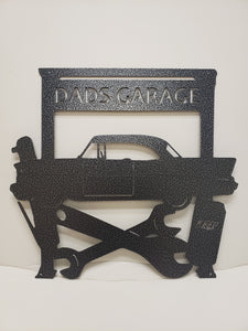 Dads Garage Sign 16"x15"